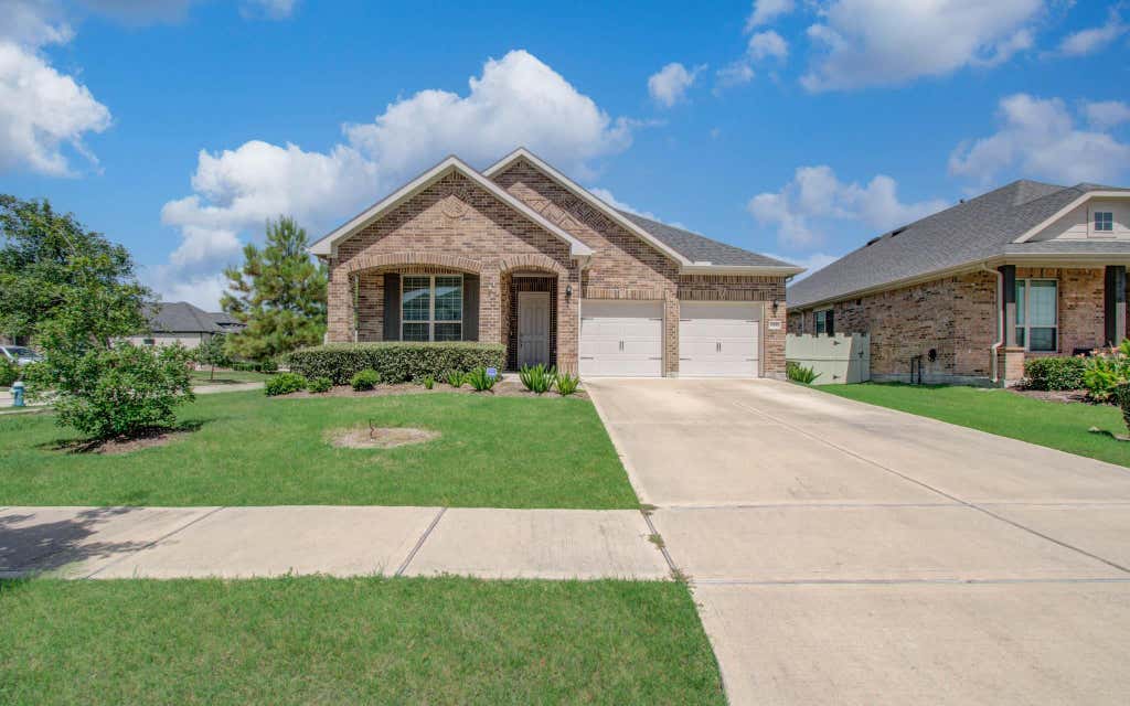 Photo of 10442 Eastern Bluestar Drive, Conroe, TX 77385 (MLS # 57068088)