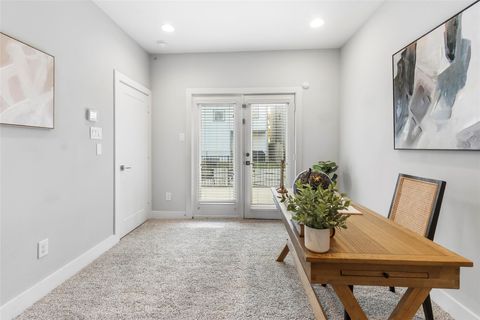 Tiny photo for 8409 Hempstead Road #H, Houston, TX 77008 (MLS # 52695732)