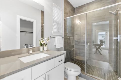 Tiny photo for 8409 Hempstead Road #H, Houston, TX 77008 (MLS # 52695732)