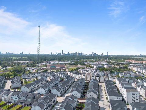 Tiny photo for 8409 Hempstead Road #H, Houston, TX 77008 (MLS # 52695732)