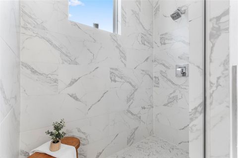 Tiny photo for 8409 Hempstead Road #H, Houston, TX 77008 (MLS # 52695732)