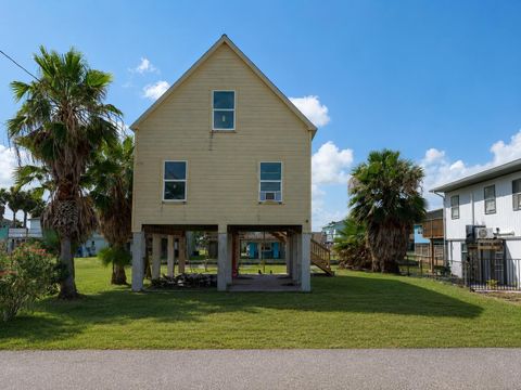 Photo of 88 Bayou Vista Drive, Hitchcock, TX 77563 (MLS # 57120078)