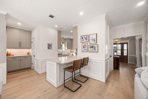 Tiny photo for 511 Anchorage Lane, Houston, TX 77079 (MLS # 5441813)