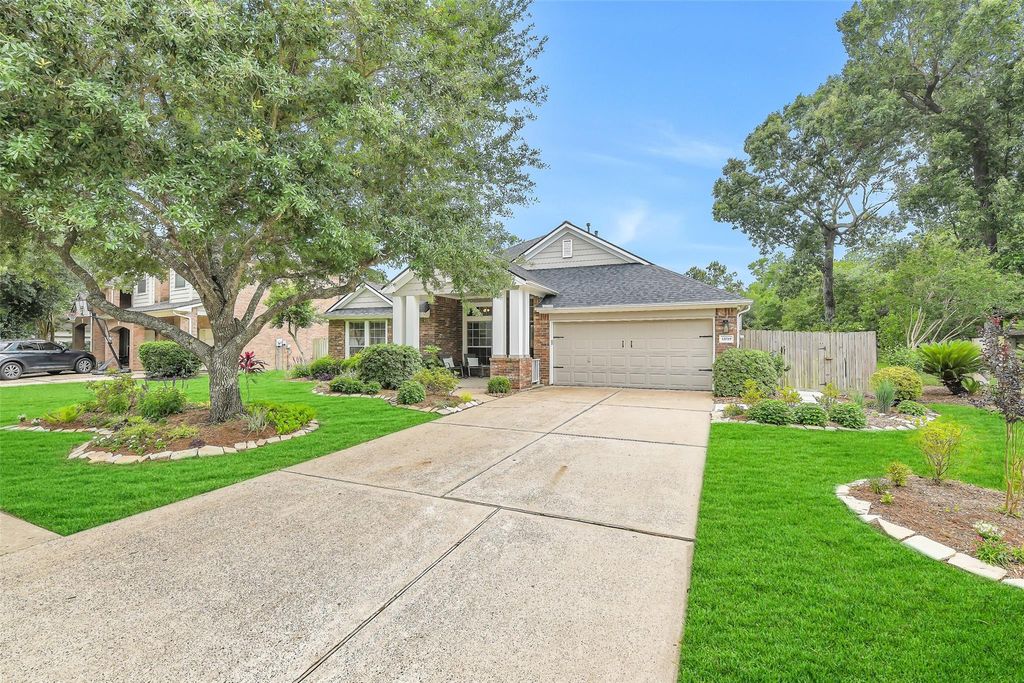 Photo of 13719 Brighton Park Drive, Houston, TX 77044 (MLS # 58820290)
