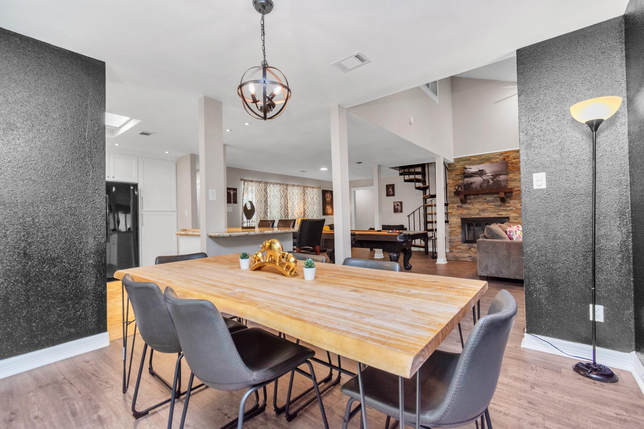 902 Golden Bear Lane