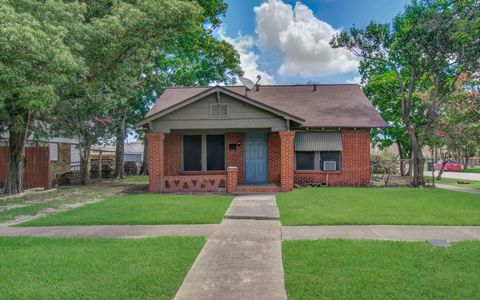 Photo of 1117 Elliston Street, Houston, TX 77023 (MLS # 18405975) Photo of 1117 Elliston Street, Houston, TX 77023 (MLS # 18405975)