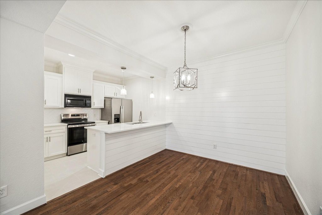 Photo of 11711 Memorial Drive #127, Houston, TX 77024 (MLS # 43836053)