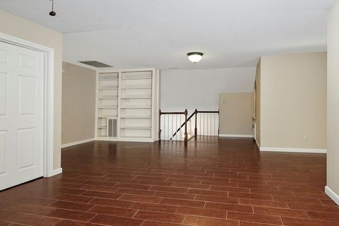 Tiny photo for 13115 Mission Valley Drive, Houston, TX 77069 (MLS # 27844002)
