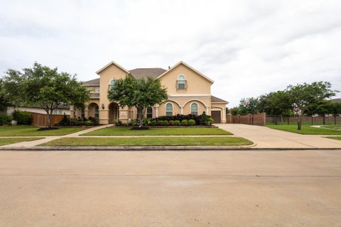 Homes For Sale - 26310 Katy Springs Lane<br/> Katy, TX 77494