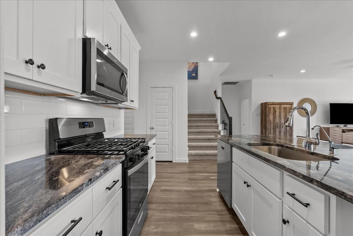 3109 Magnolia Pass Lane