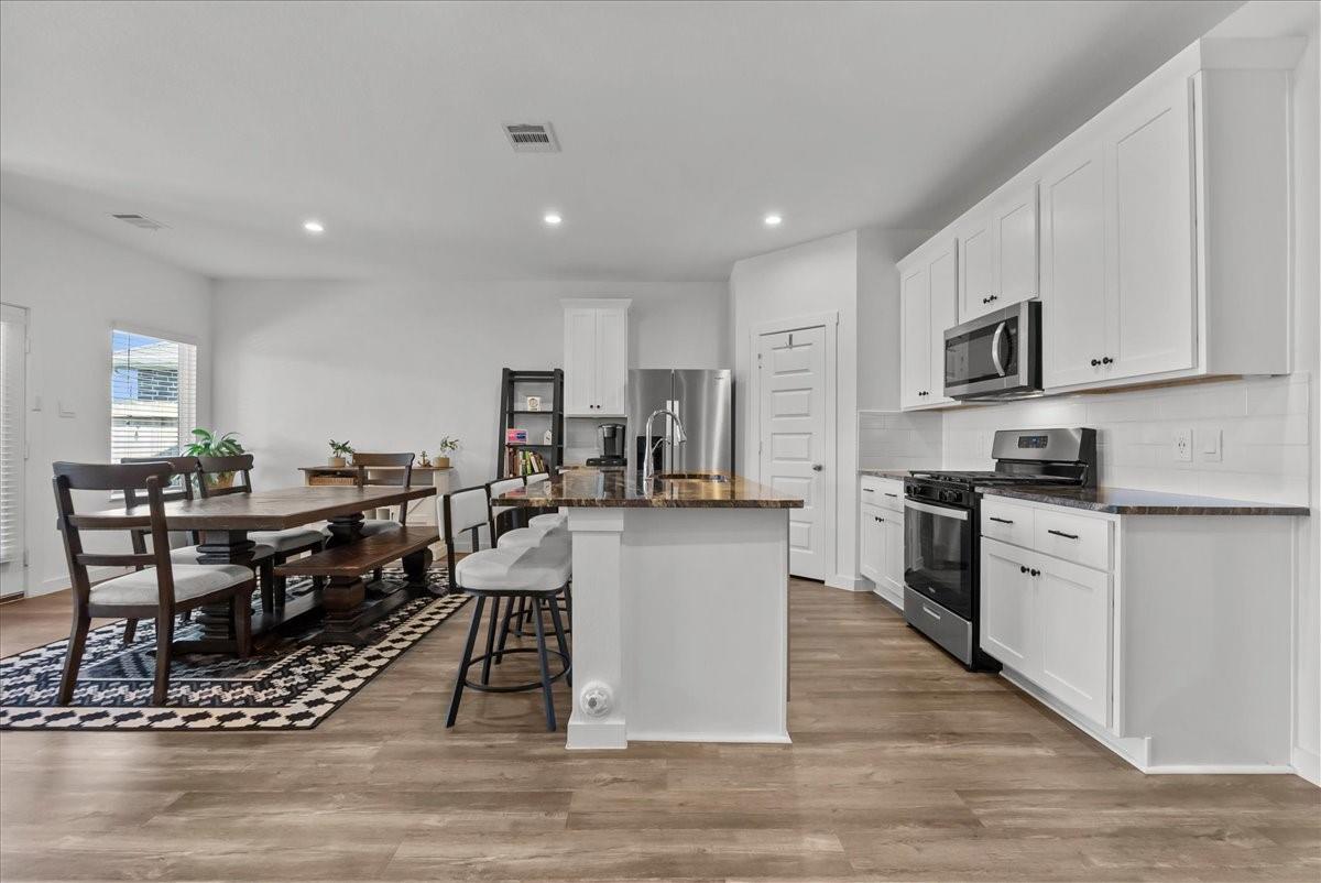 3109 Magnolia Pass Lane