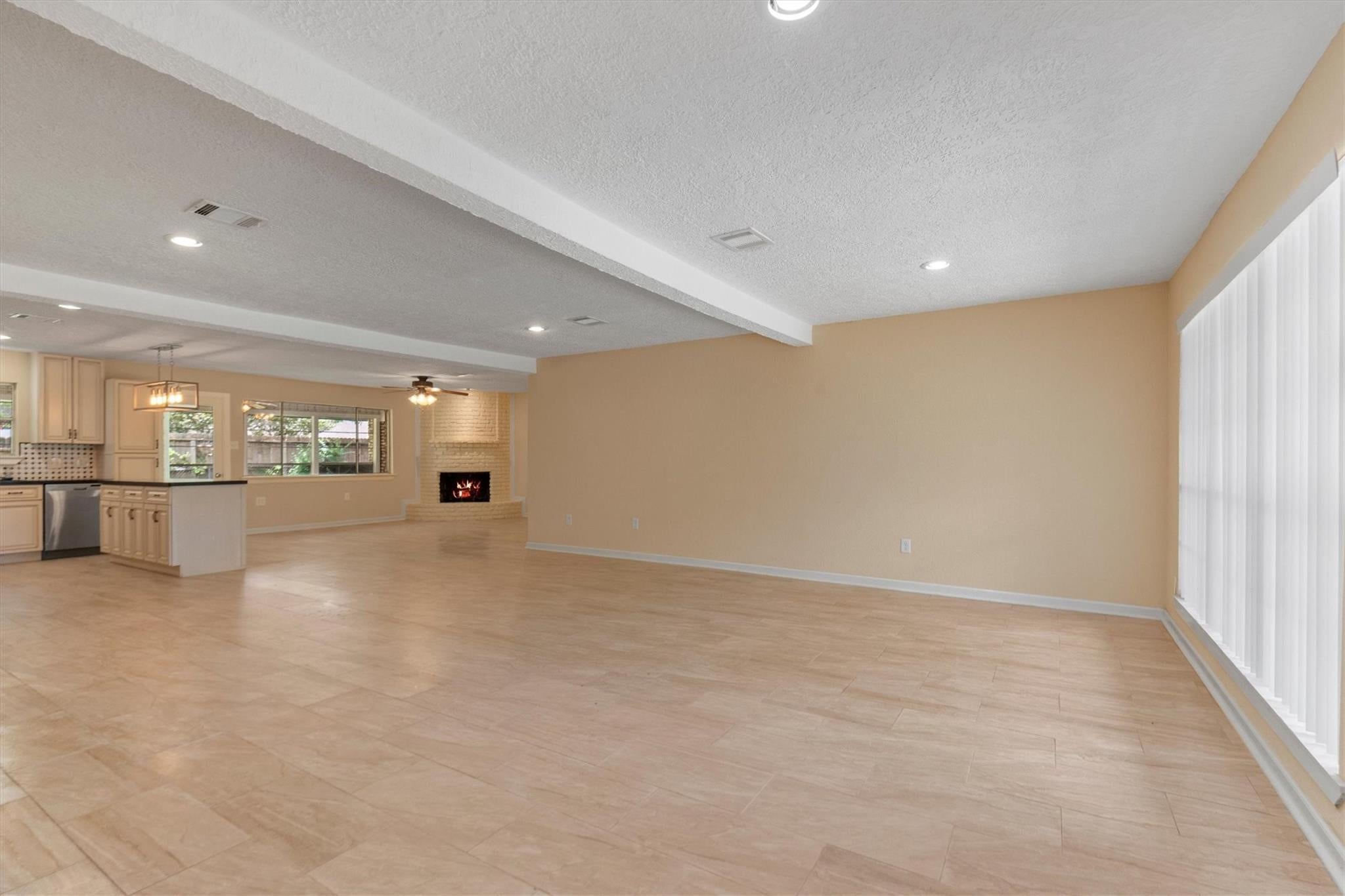 4906 Green Willow Lane