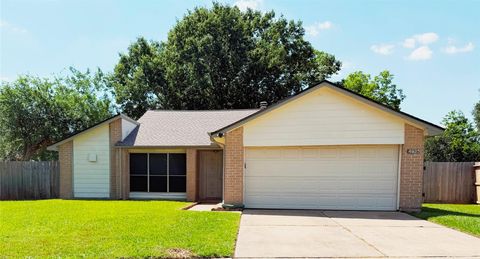 Photo of 4923 Kentwalk Drive, Houston, TX 77041 (MLS # 91192846)