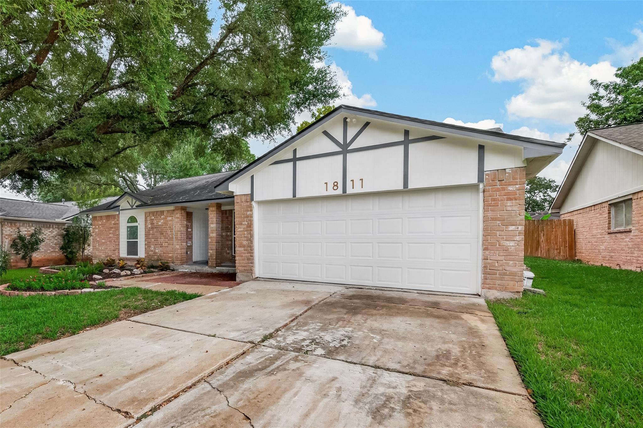 1811 Polley Court