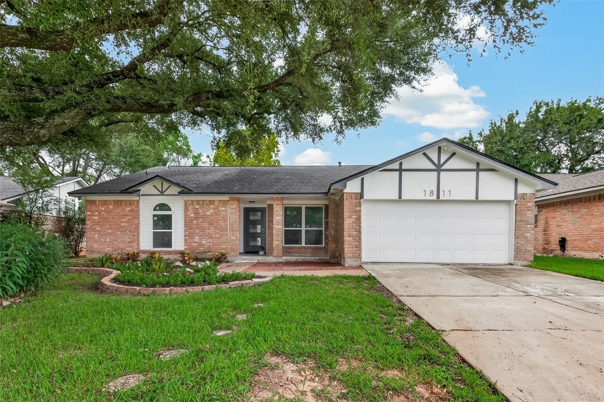 1811 Polley Court