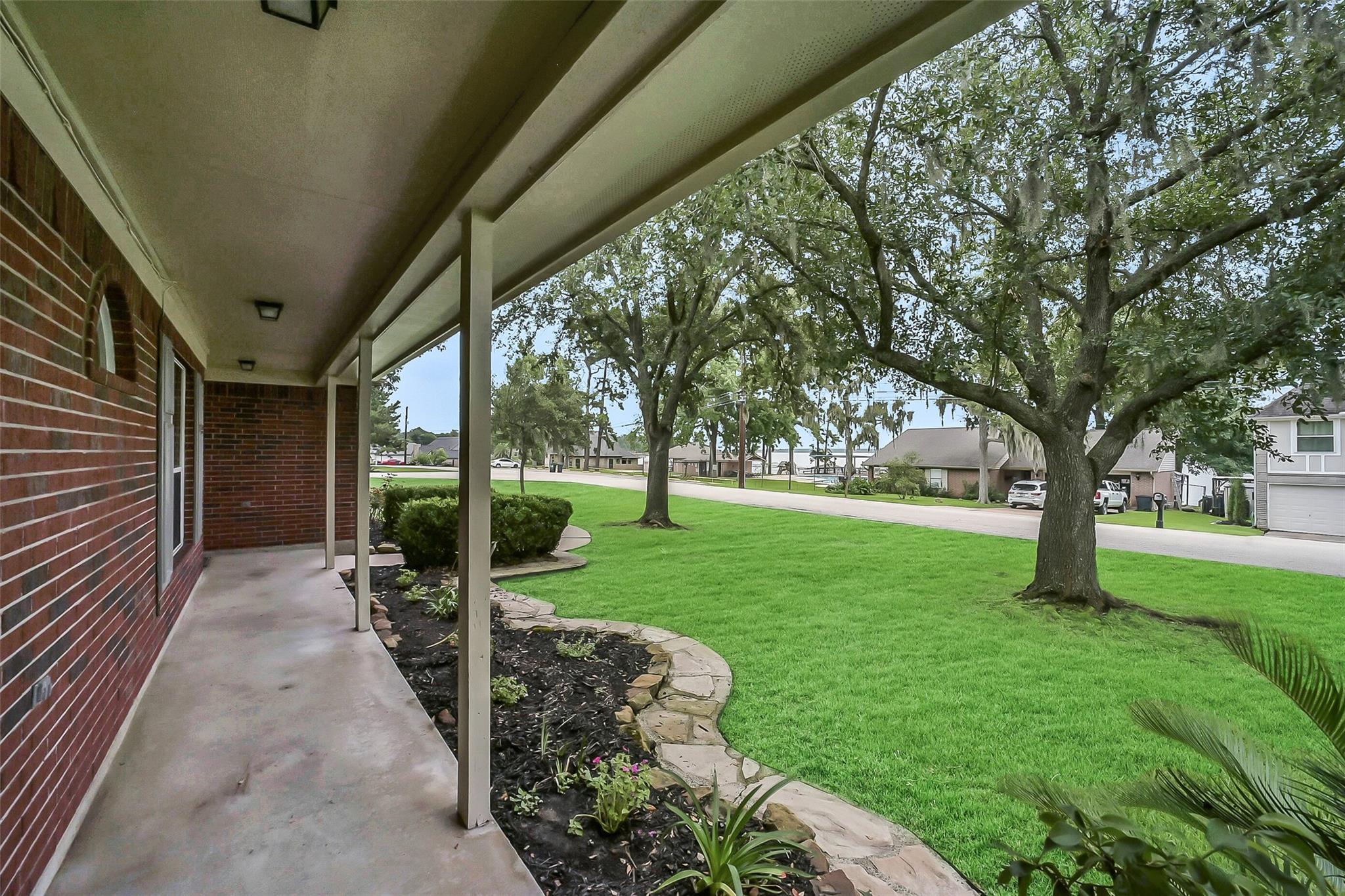 18403 Bluffview Drive