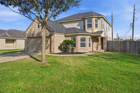 Photo of 1706 Teal Bend Court, Fresno, TX 77545 (MLS # 81130792)