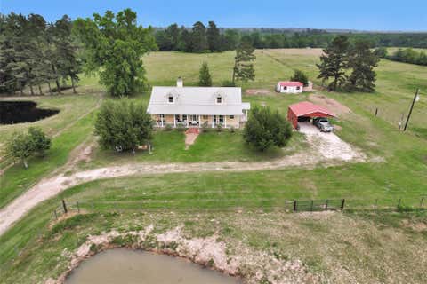 Photo of 2955 Hogg Extension, Kennard, TX 75847 (MLS # 41910896)