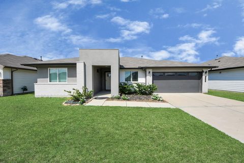 Photo of 7115 Whispering Leaf Street, Richmond, TX 77469 (MLS # 61342515)