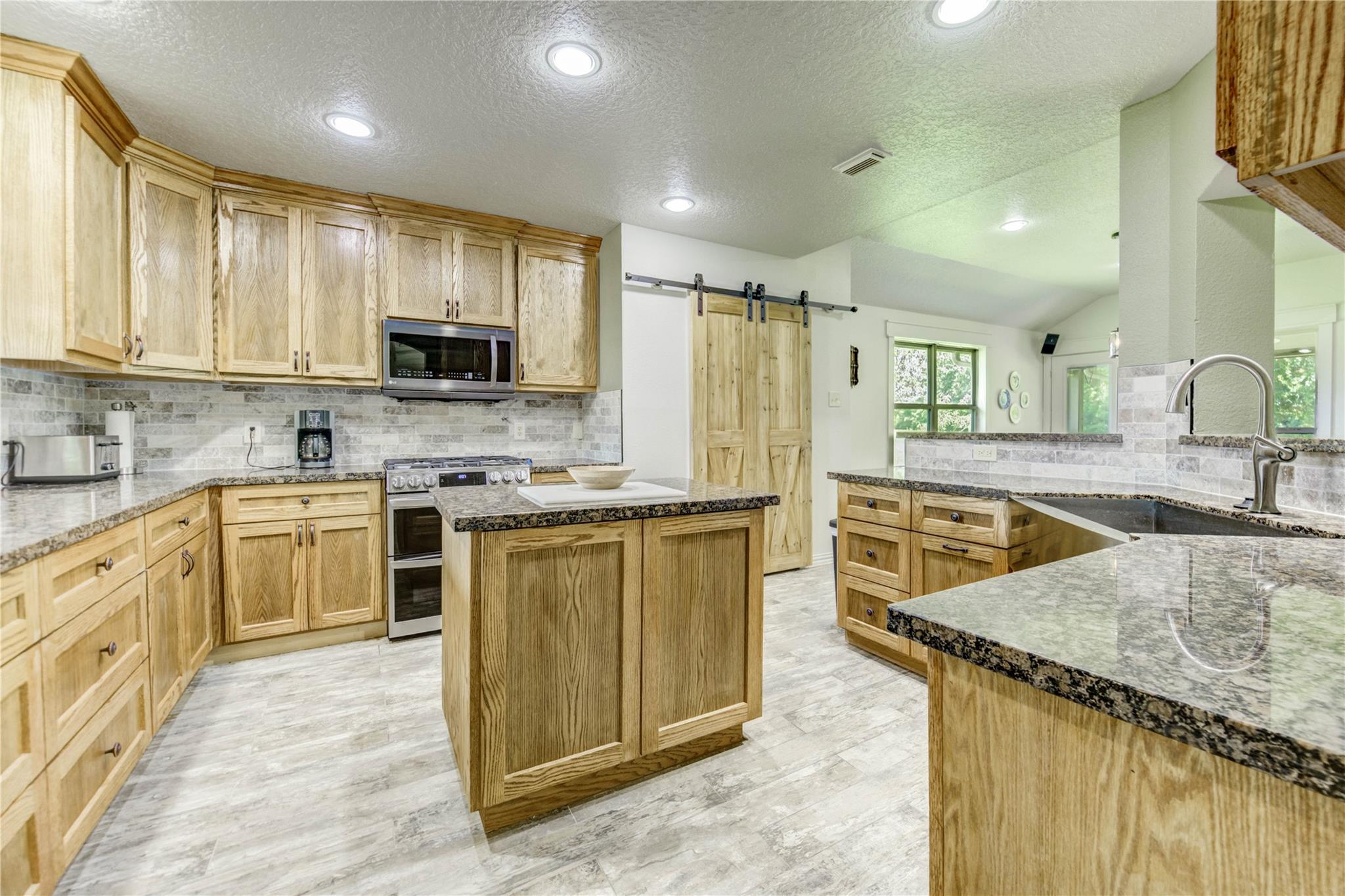 37 Wildwood Lake Drive