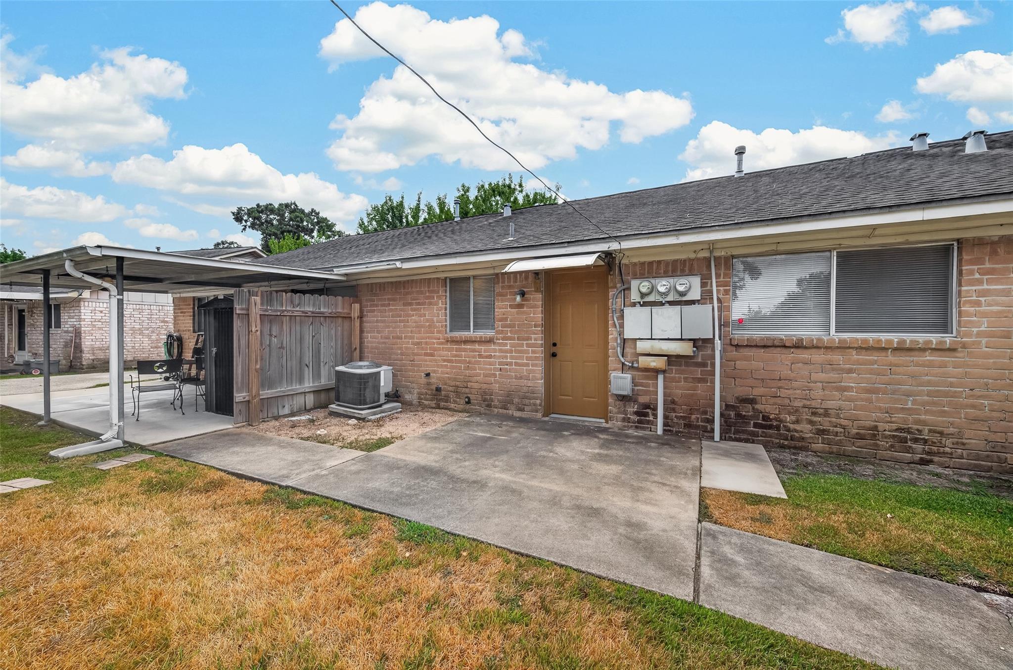 2214 Buchanan Drive