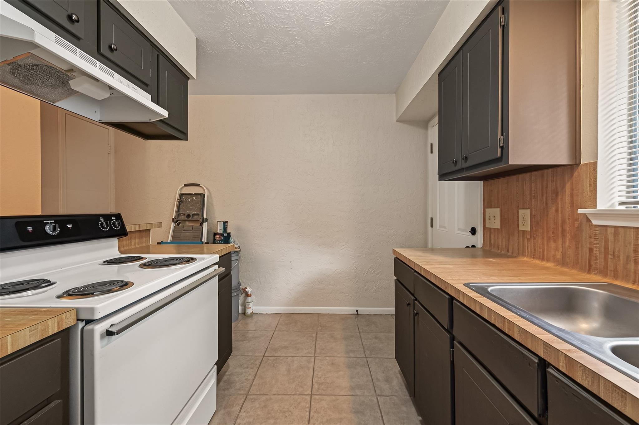 2214 Buchanan Drive