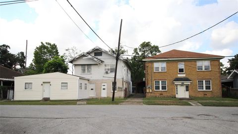 Photo of 4310 Garrow Street, Houston, TX 77003 (MLS # 82973216) Photo of 4310 Garrow Street, Houston, TX 77003 (MLS # 82973216)