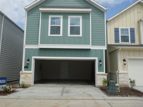 Photo of 701 Sand Dollar Drive, Kemah, TX 77565 (MLS # 11699929)