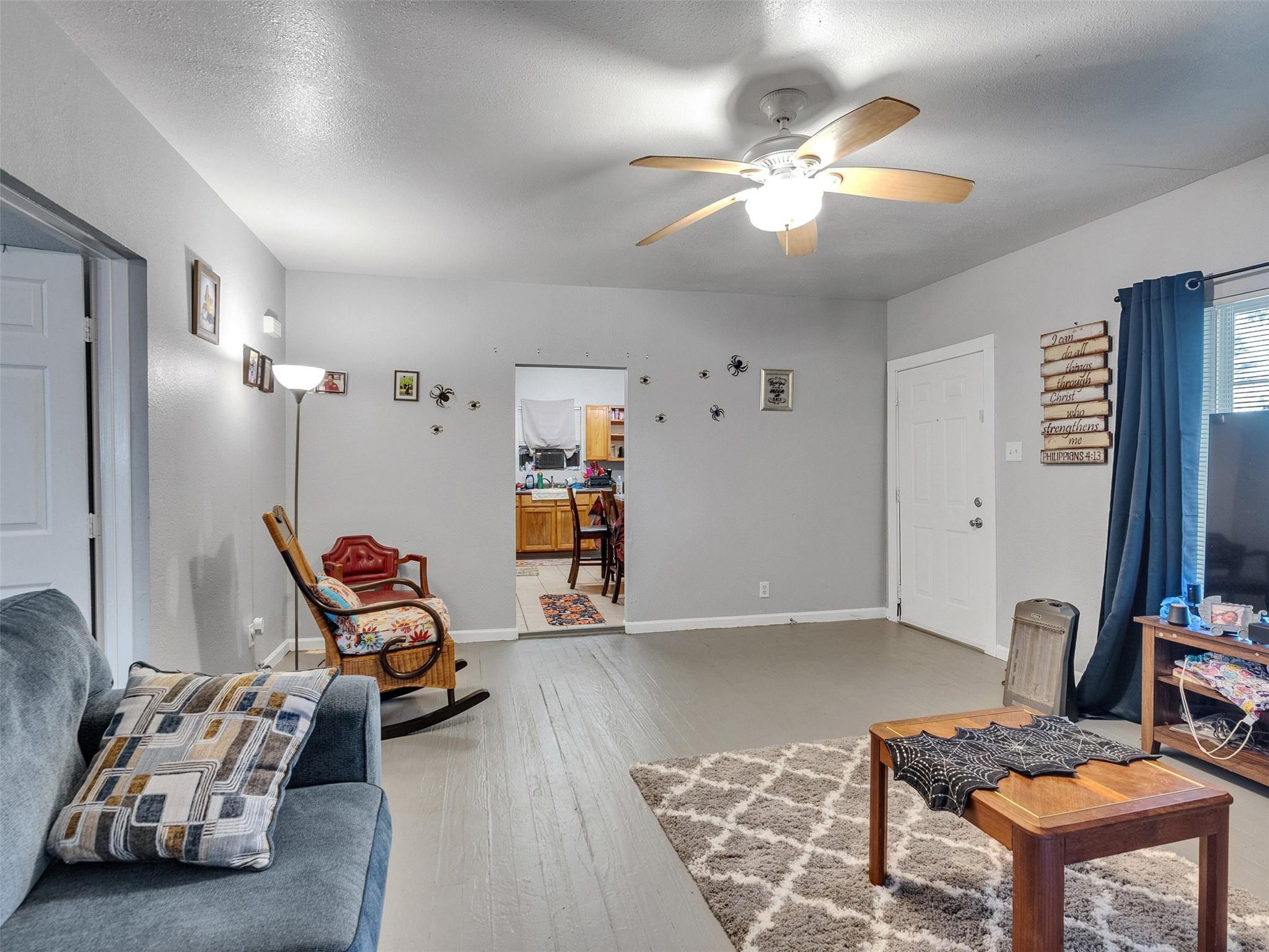 4323 Avenue R 1/2