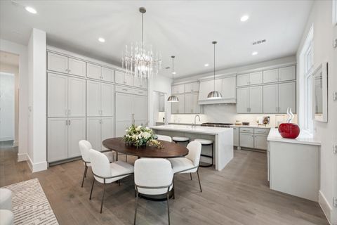 Photo of 10 Wentworth Square Avenue, Houston, TX 77027 (MLS # 86008935)