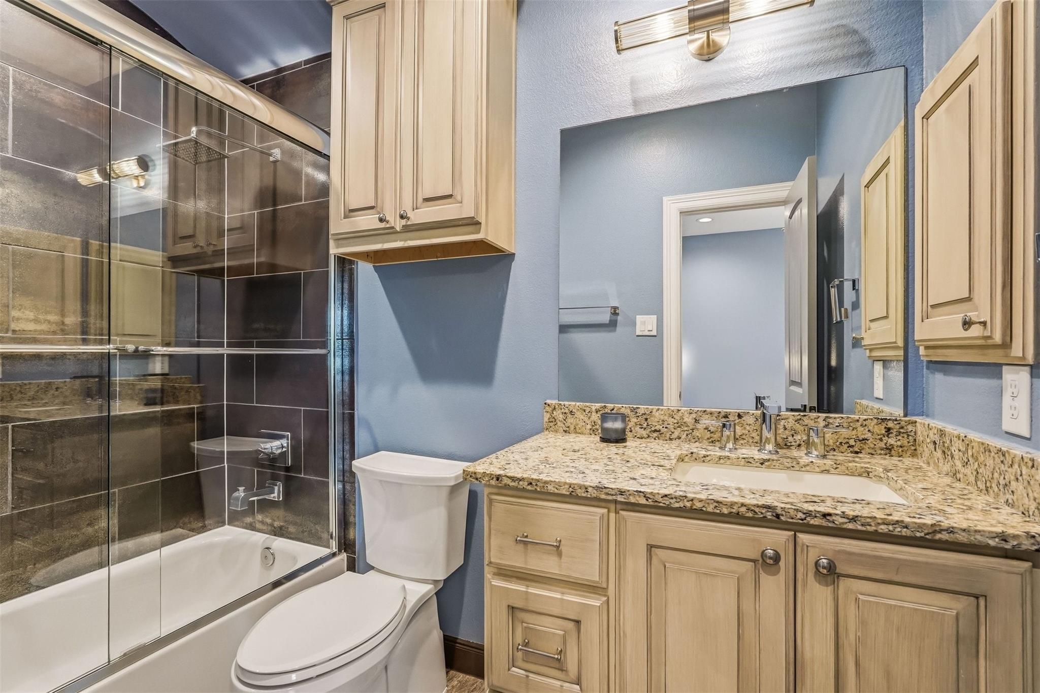 Sugar Land, Texas, 77479, United States, 5 Bedrooms Bedrooms, ,7 BathroomsBathrooms,Residential,Active,2023388