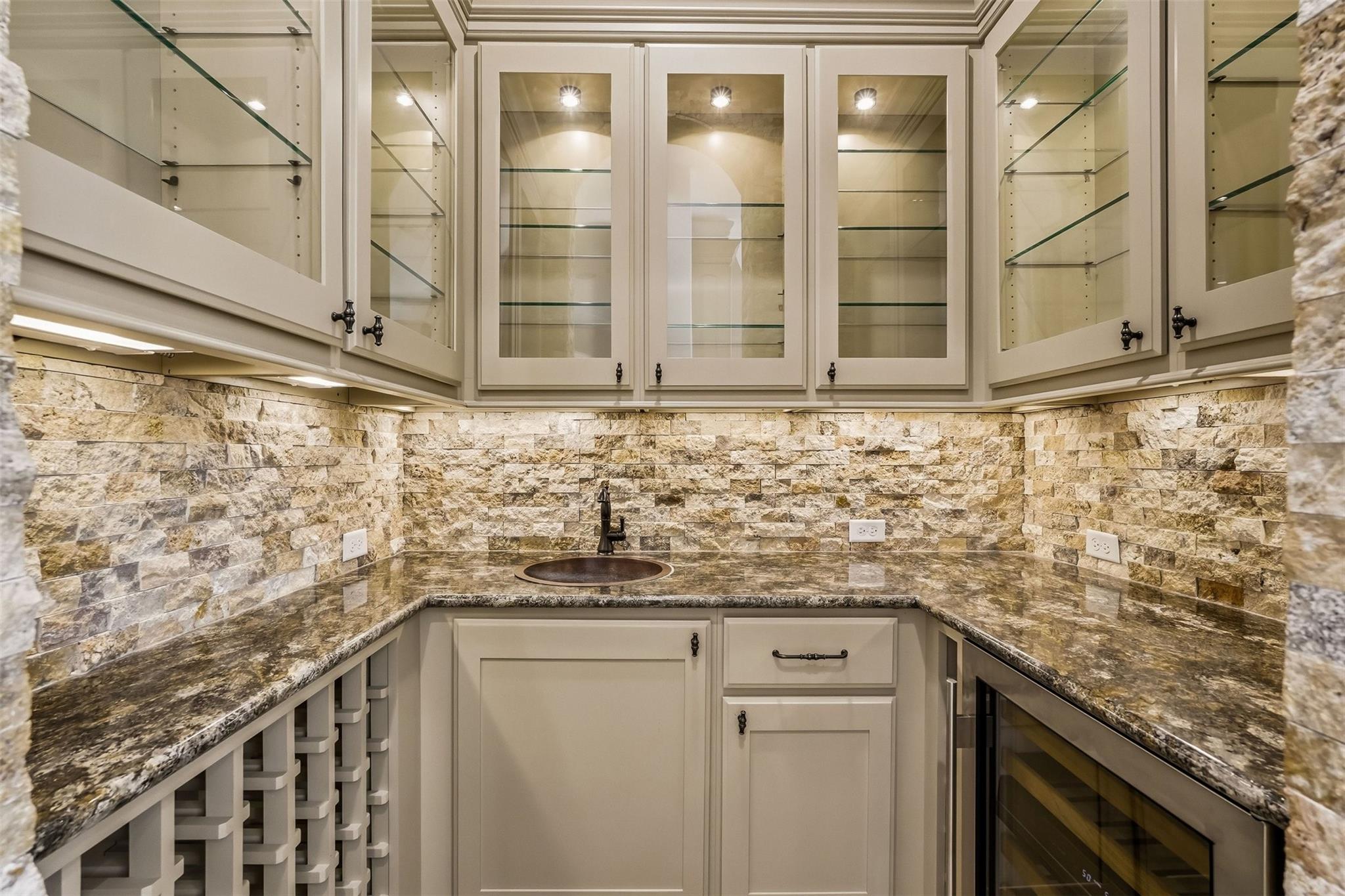 Sugar Land, Texas, 77479, United States, 5 Bedrooms Bedrooms, ,7 BathroomsBathrooms,Residential,Active,2023388