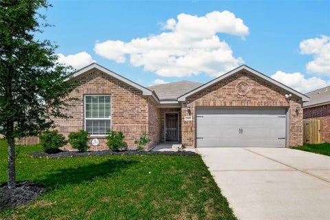 Photo of 25405 Glacier Lake Drive, Cleveland, TX 77328 (MLS # 70143648)