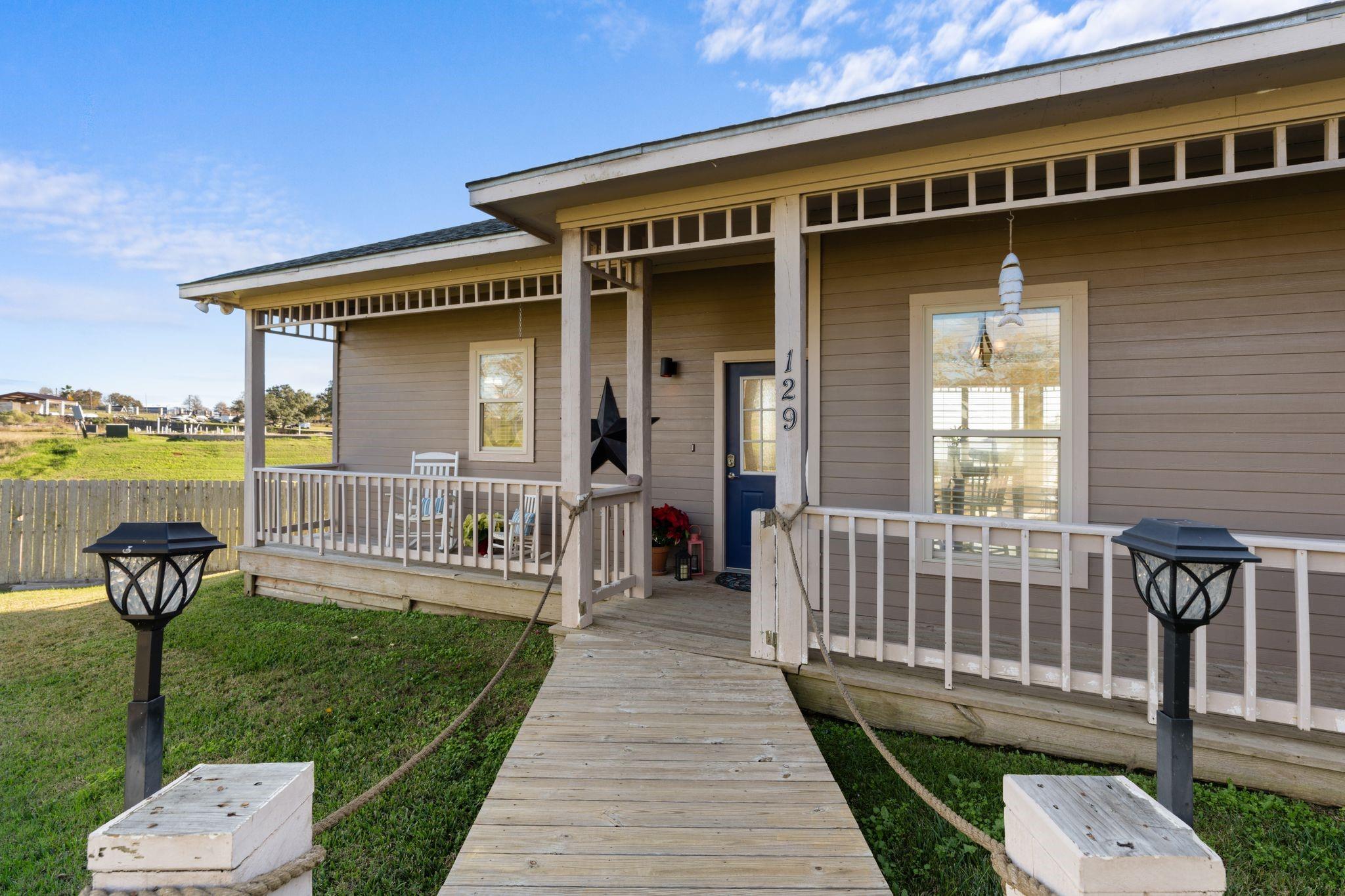 129 Lakeshore Drive