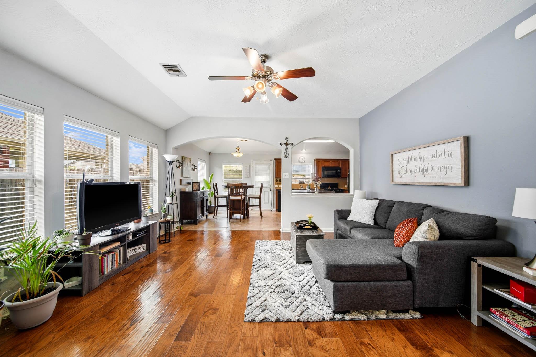 3414 Oaklawn Place Drive