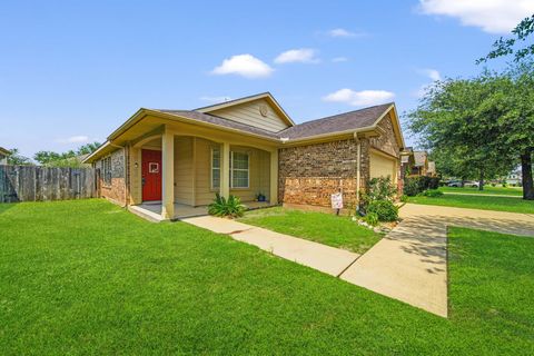 Photo of 3414 Oaklawn Place Drive, Missouri City, TX 77459 (MLS # 44919891)