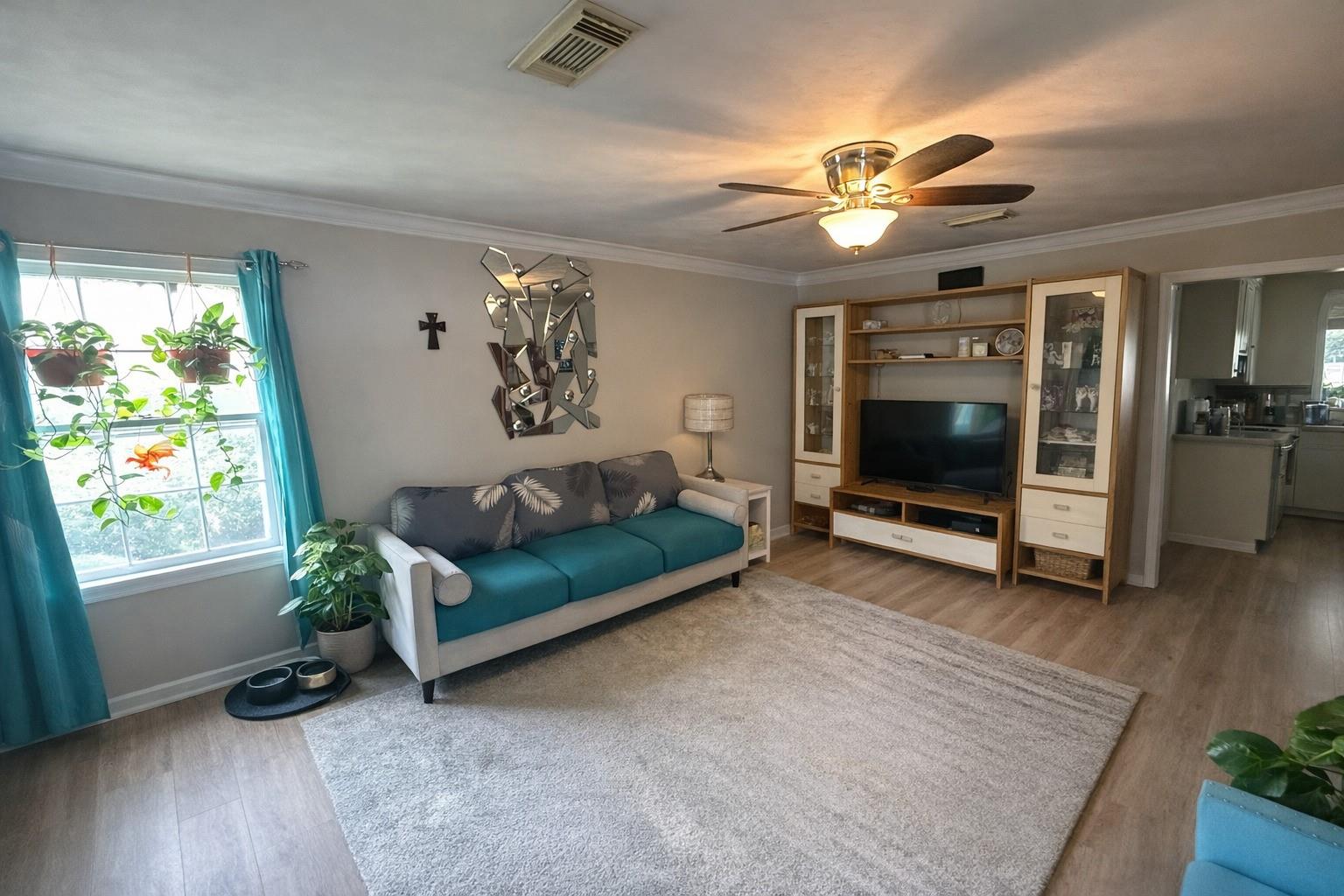614 Sunset Lane
