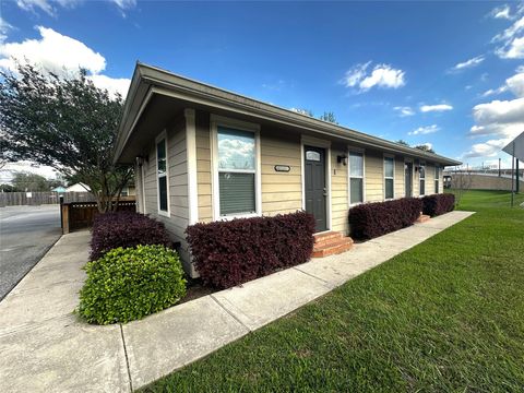 Photo of 507 Houston Street #8, Rosenberg, TX 77471 (MLS # 78548579)