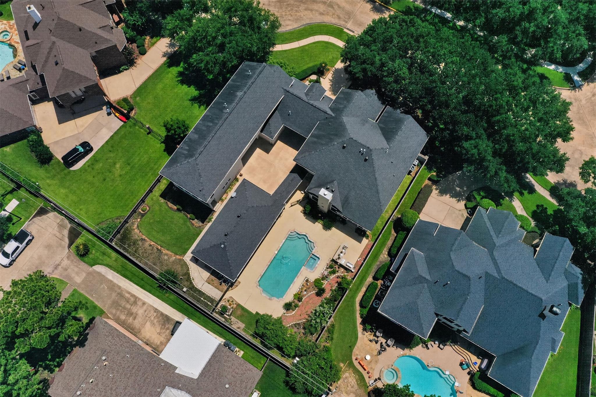 6 Epernay Place