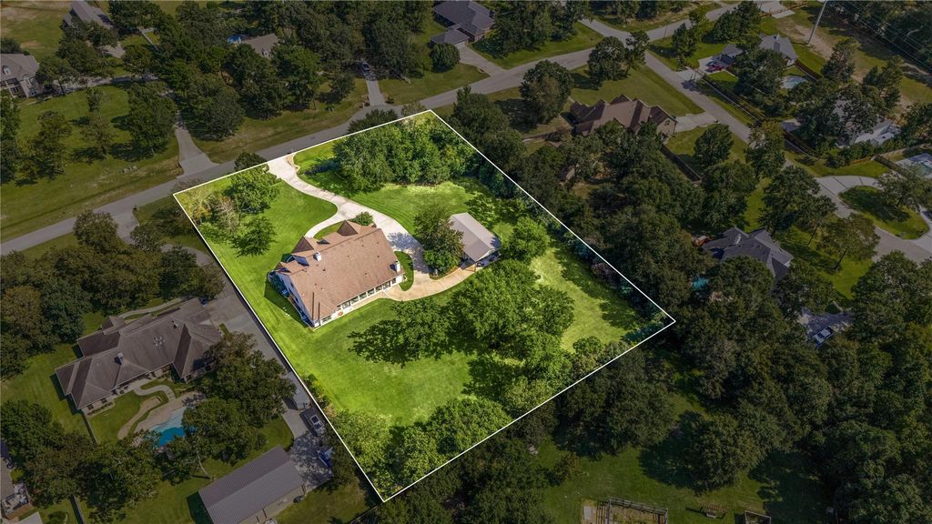 Photo of 8989 Stone Oak Drive, Montgomery, TX 77316 (MLS # 88007138)