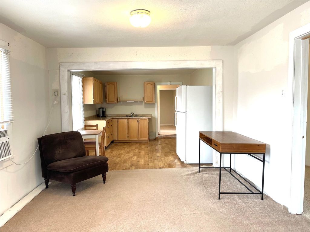 Photo of 1828 W Mill Street SW, New Braunfels, TX 78130 (MLS # 98722210)