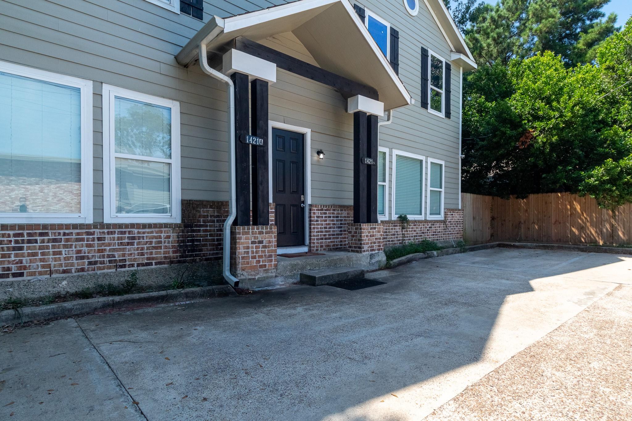 1421 20 1/2 Street