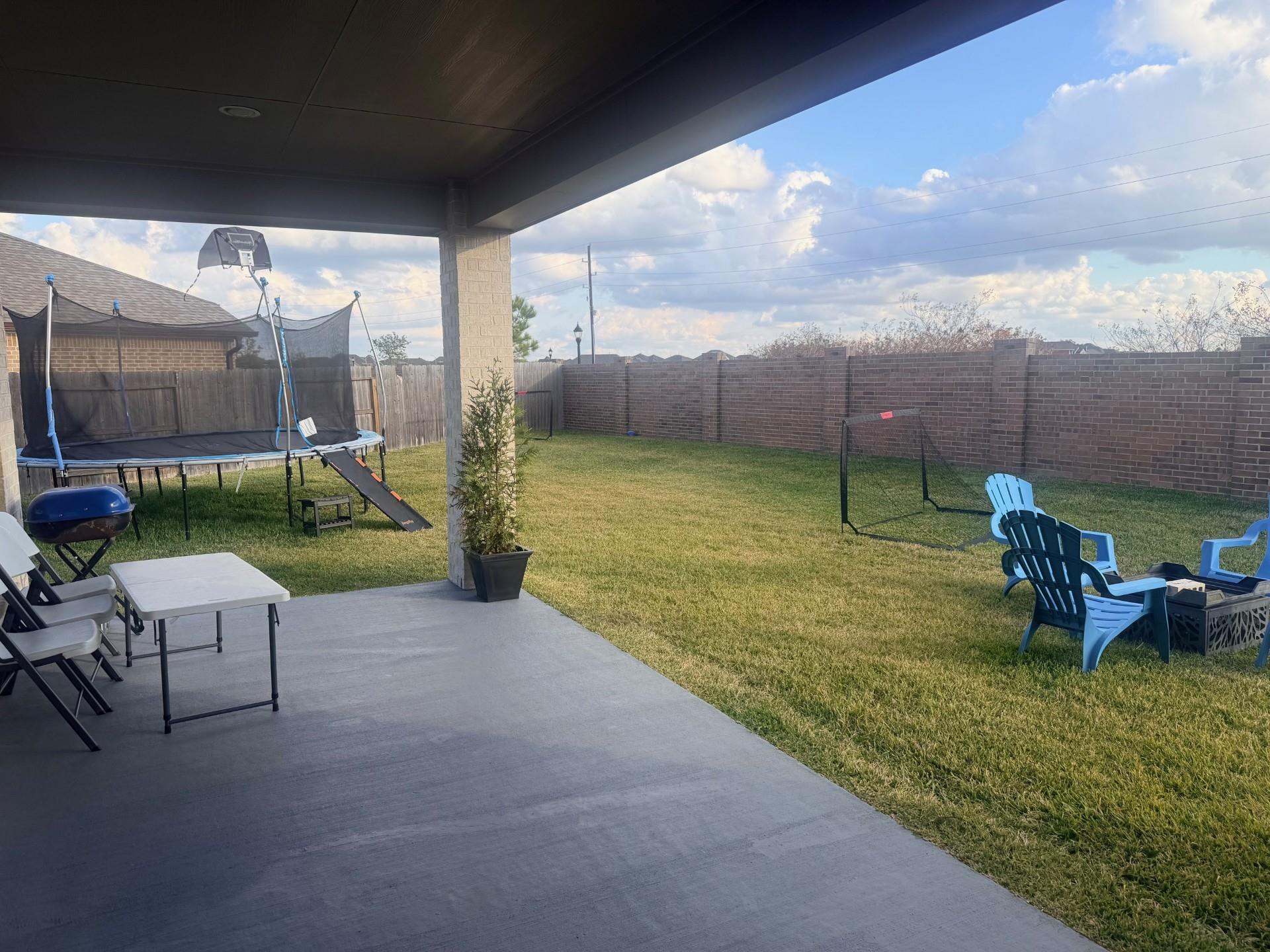 8702 Harbor Pines Drive