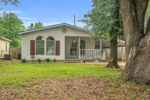 Photo of 4310 7th Street, Brookshire, TX 77423 (MLS # 66096365)
