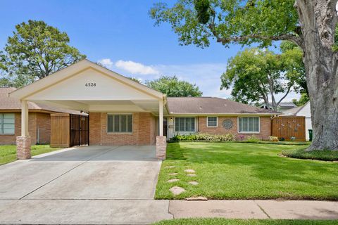 4526 Benning Drive Houston TX 77035