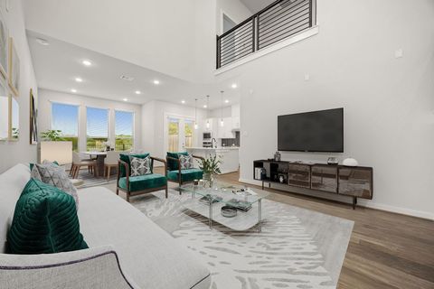 Townhouse For Sale - 6570 Scarlet Pond Lane<br/> Fulshear, TX 77441