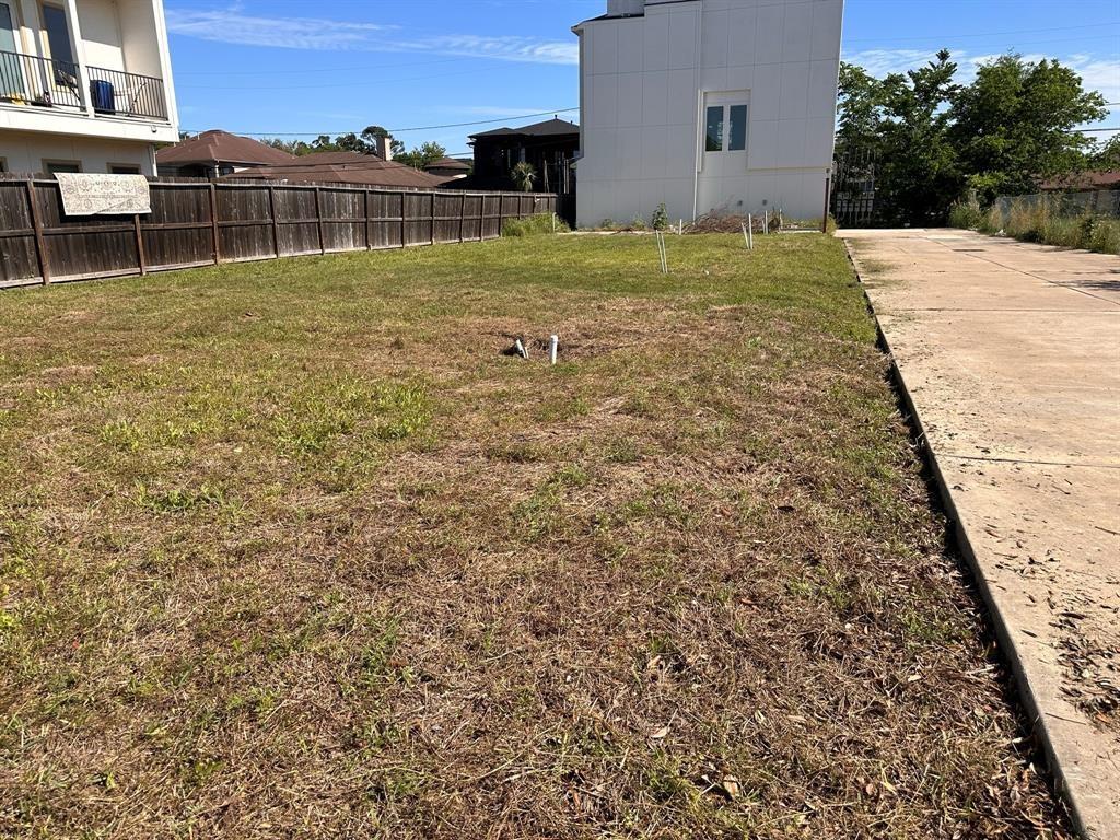 3917, 3919 Griggs Road