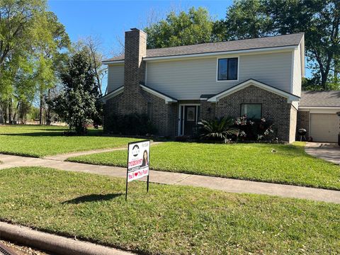 Photo of 5507 Arncliffe Drive, Houston, TX 77088 (MLS # 54065767)