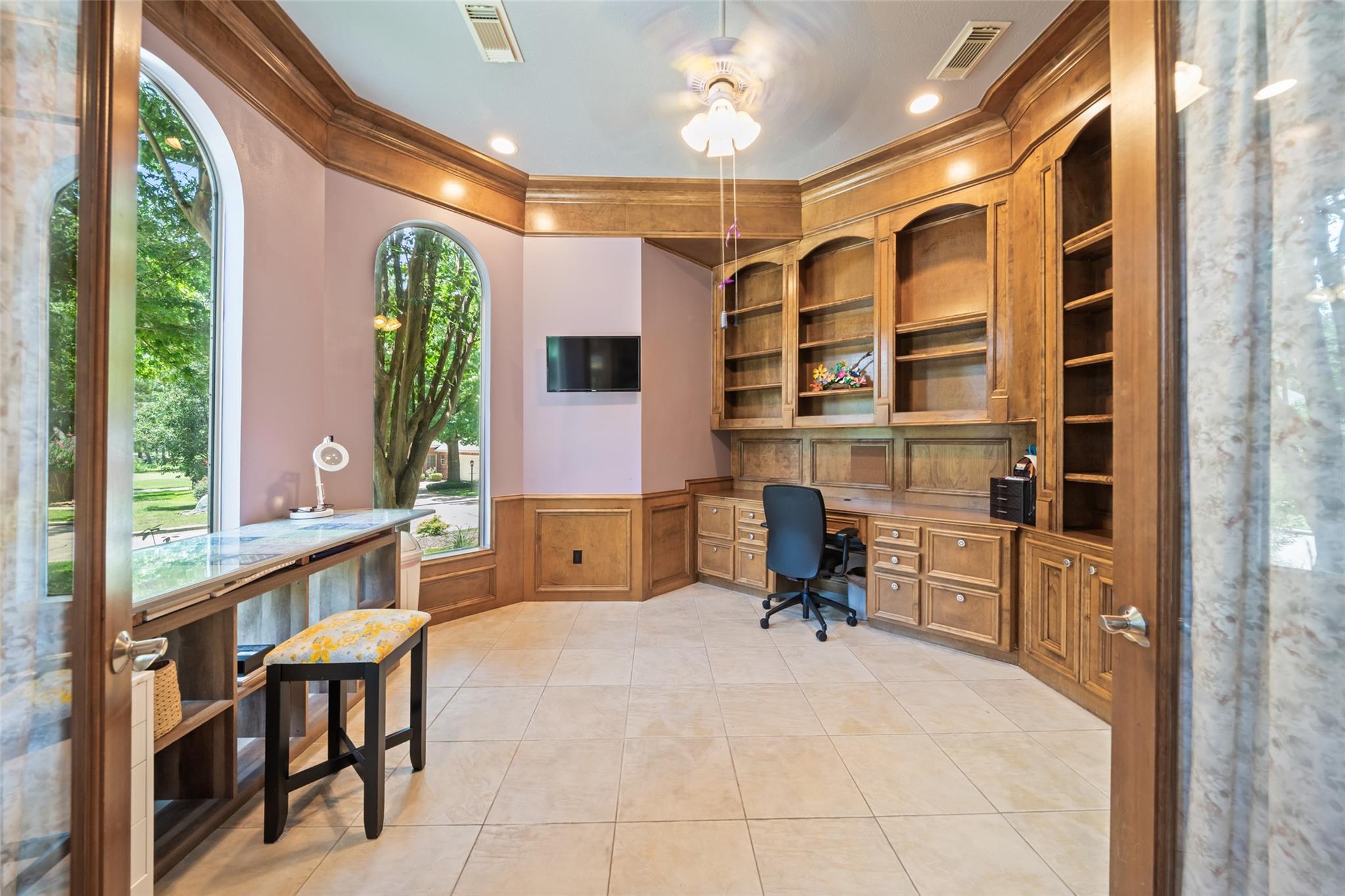 8 Hidden Creek Lane
