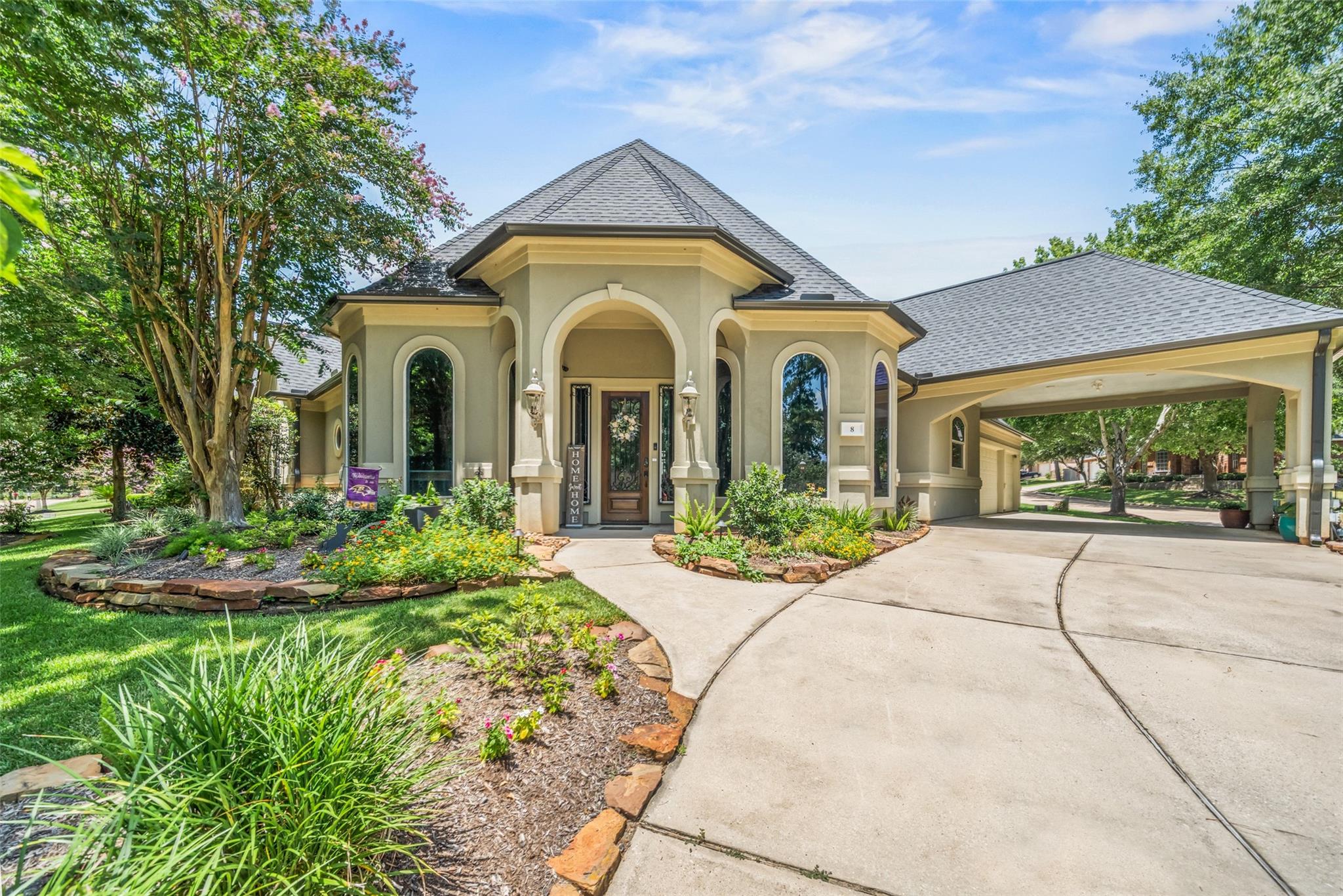 8 Hidden Creek Lane